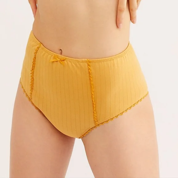New spell designs Lana organic cotton bloomers panty sunflower yellow L saffron